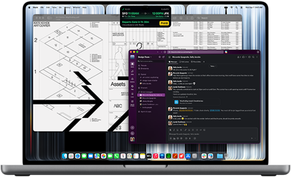 MacBook Pro color argento aperto con display PROLED XDR, sul display si notano varie finestre aperte tra cui Slack, Anteprima e Flighty